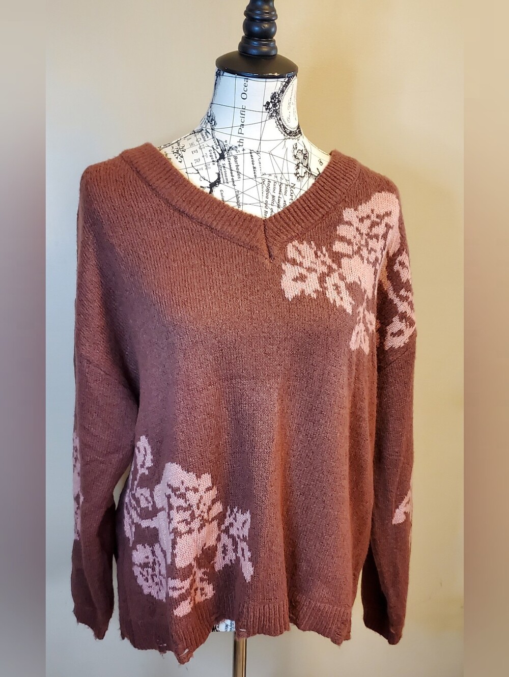 Maurices Women XL Brown Pink Floral V Neck Sweater Distressed Hem Cottagecore